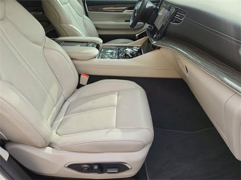 Used 2022 Jeep Wagoneer Series II image 28