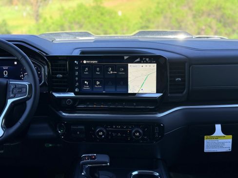 New 2026 Chevrolet Silverado 1500 LT Trail Boss w/ LT Trail Boss Premium Package image 17