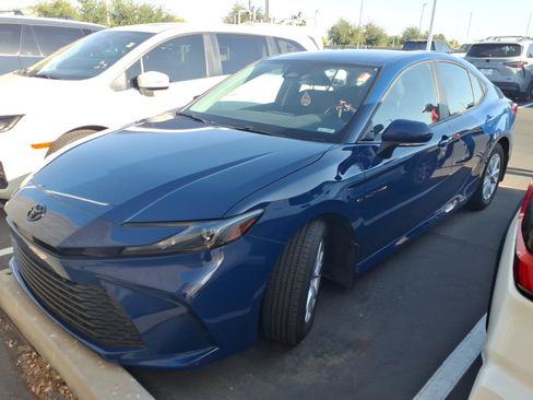 Certified 2025 Toyota Camry LE FWD image 1