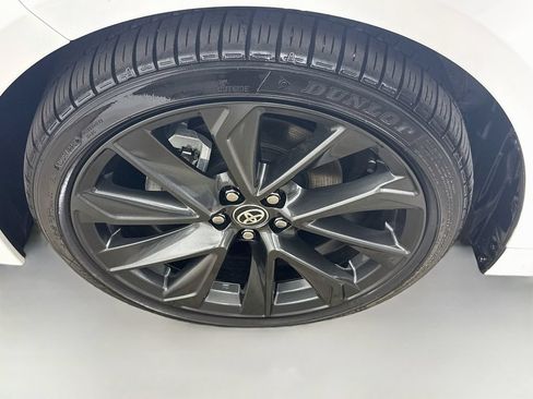 Used 2025 Toyota Corolla SE FWD image 9