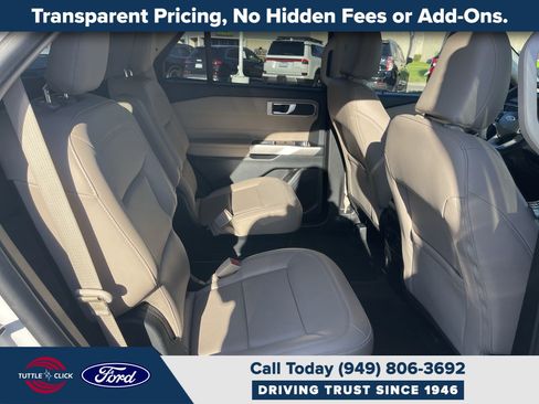 Certified 2023 Ford Explorer XLT w/ Equipment Group 202A RWD image 17