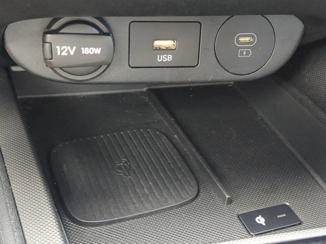 Used 2025 Hyundai Elantra SEL FWD image 26