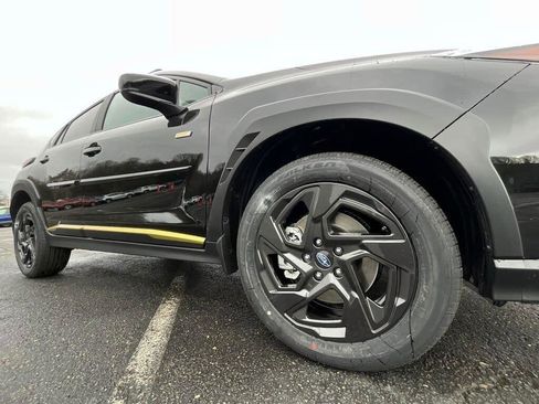 Used 2025 Subaru Crosstrek 2.5i Sport w/ Crosstrek Mirror Package image 10