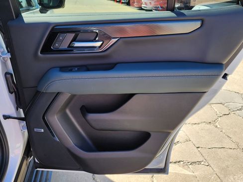 New 2026 GMC Yukon AT4 w/ AT4 Premium Plus Package image 47