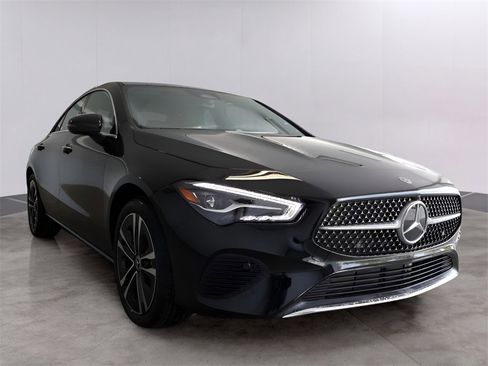 New 2025 Mercedes-Benz CLA 250 4MATIC image 6