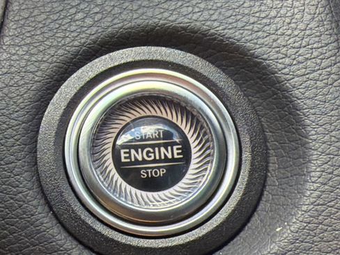 Used 2023 Mercedes-Benz C 300 4MATIC Coupe image 25
