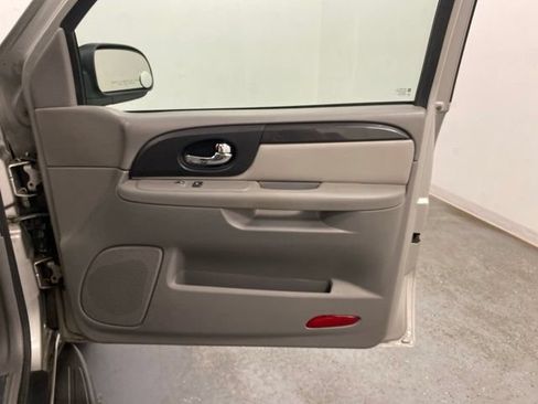 Used 2006 GMC Envoy SLE AWD/4WD image 25