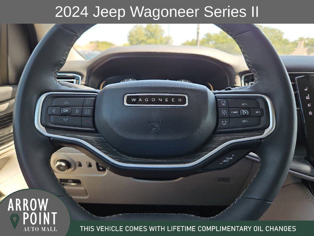 Used 2024 Jeep Wagoneer Series II w/ Flexible Seating Group RWD image 27