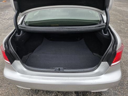 Used 2014 Lexus LS 460 AWD image 17