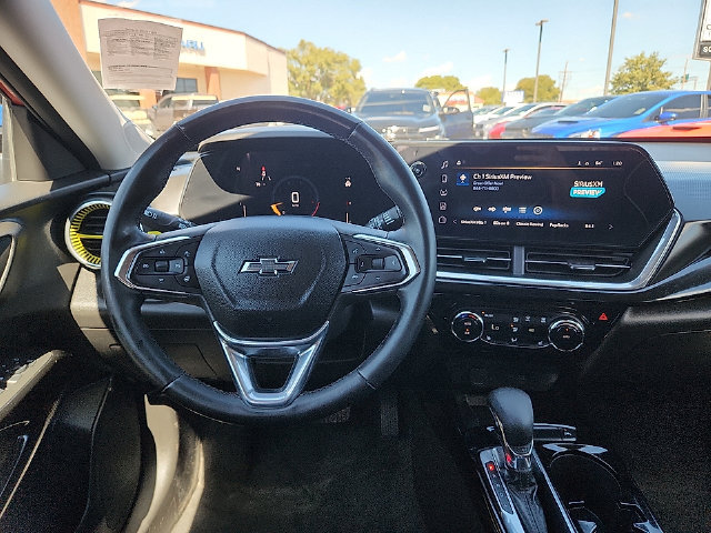 Used 2024 Chevrolet Trax ACTIV w/ Sunroof Package FWD image 12