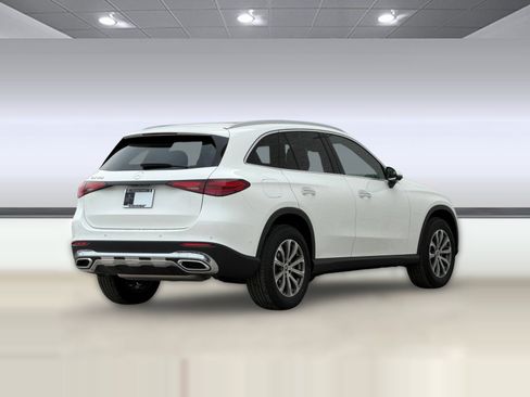 Used 2026 Mercedes-Benz GLC 300 image 8