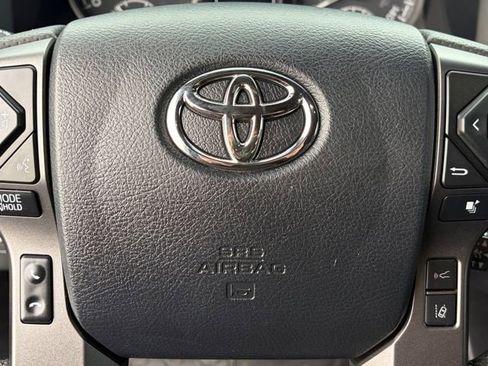 Used 2023 Toyota Tacoma TRD Off-Road image 7