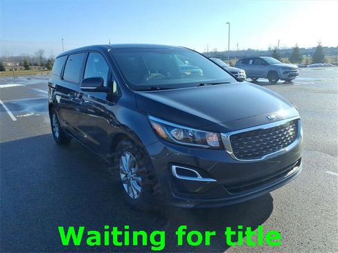 Used 2020 Kia Sedona LX image 3