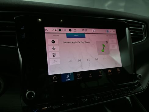 Used 2024 Jeep Wagoneer L Series II image 12