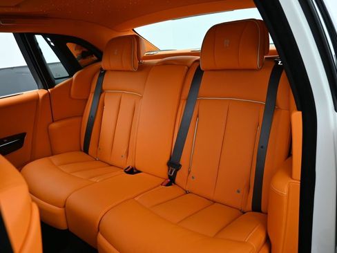 New 2027 Rolls-Royce Phantom Sedan RWD image 24