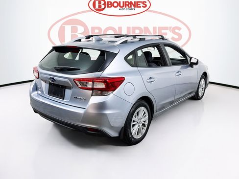Used 2018 Subaru Impreza 2.0i Premium image 9