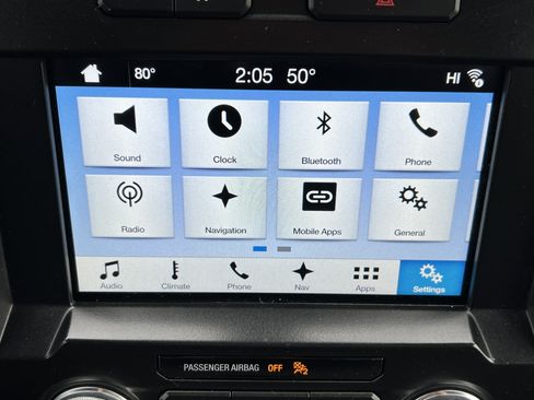 Used 2016 Ford F150 Lariat w/ Equipment Group 502A Luxury image 13