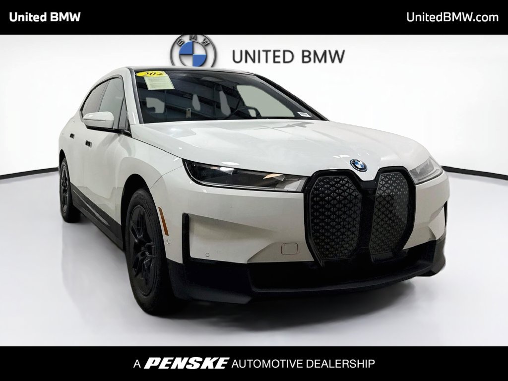 Certified 2024 BMW iX xDrive50 AWD/4WD image 3