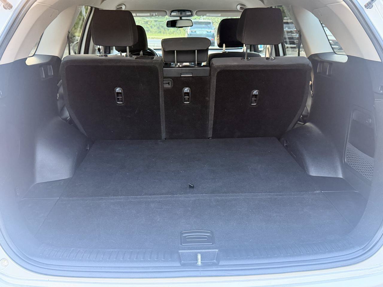 Used 2017 Kia Sorento AWD w/ LX Convenience Package image 21