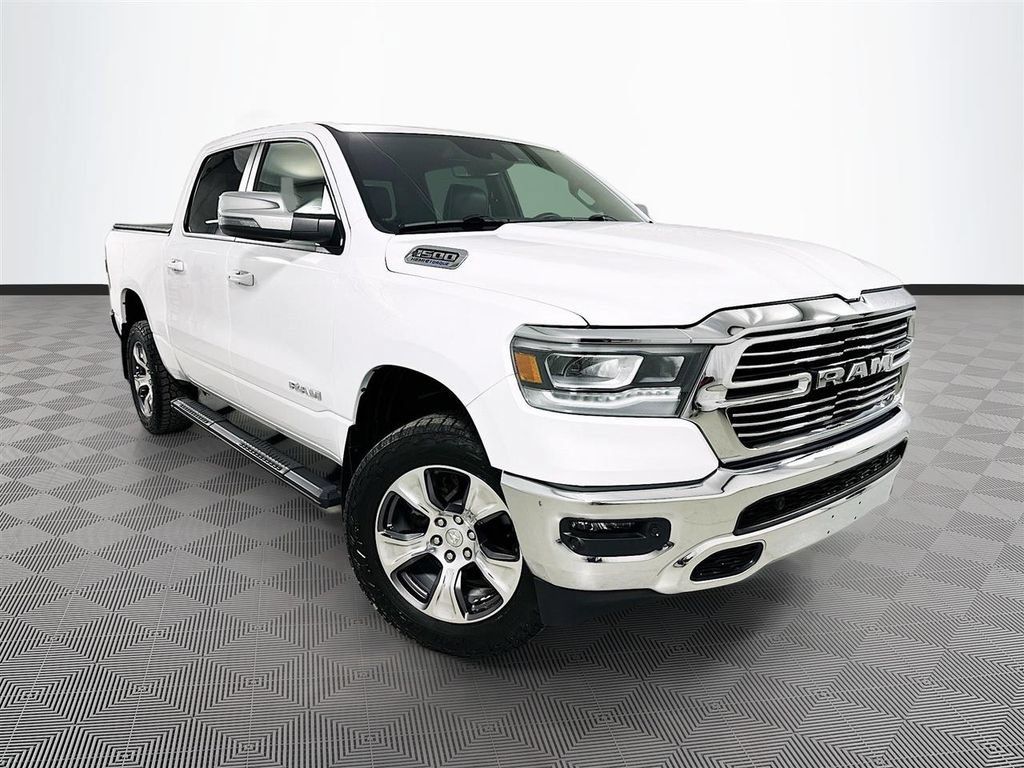 Used 2023 RAM 1500 Laramie AWD/4WD image 1
