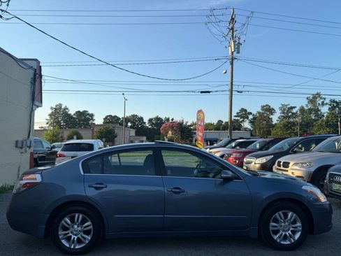 Used 2010 Nissan Altima 2.5 S w/ Convenience Plus Pkg image 6