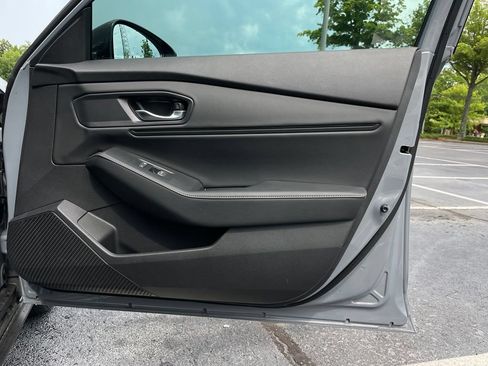 Used 2025 Honda Accord Sport image 29