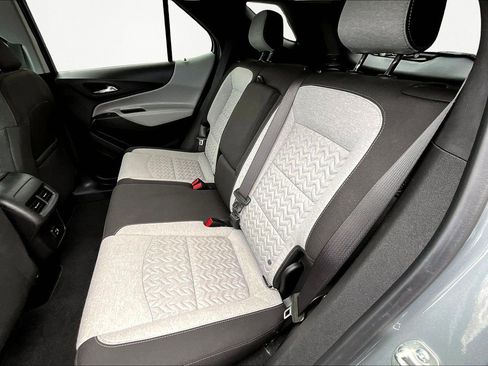 Used 2023 Chevrolet Equinox LT w/ Driver Convenience Package image 25