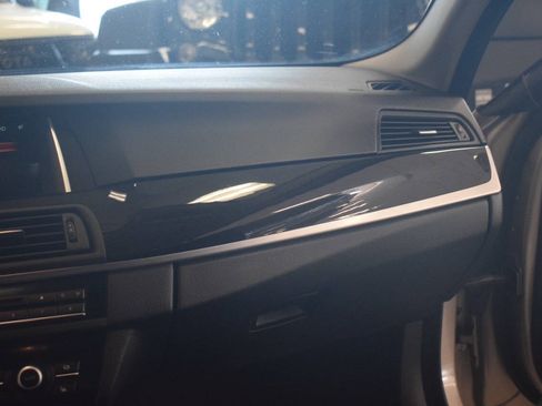 Used 2014 BMW 528i Sedan RWD image 39