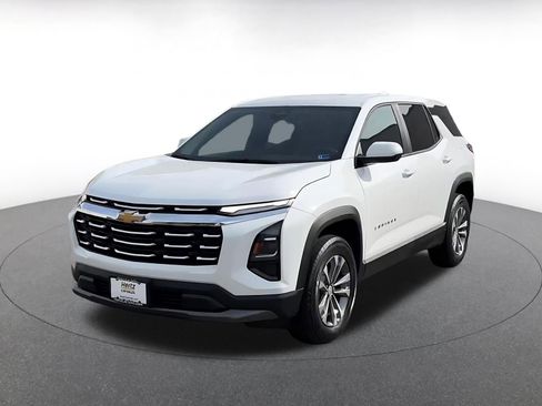 Used 2025 Chevrolet Equinox LT FWD image 7