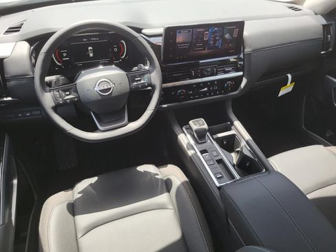 New 2026 Nissan Pathfinder SL w/ Cargo Package FWD image 17