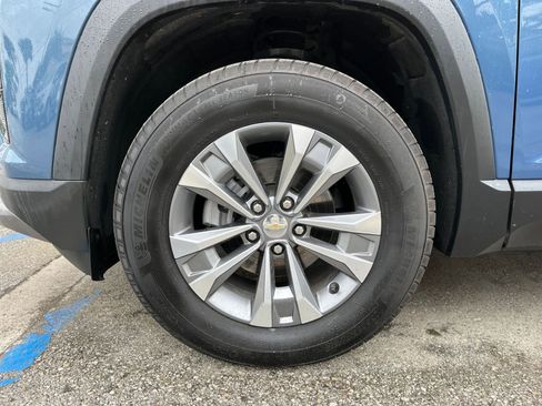 Used 2025 Chevrolet Equinox LT image 30