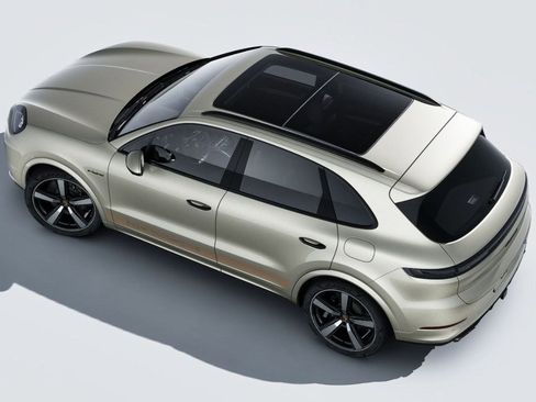 New 2026 Porsche Cayenne S image 4