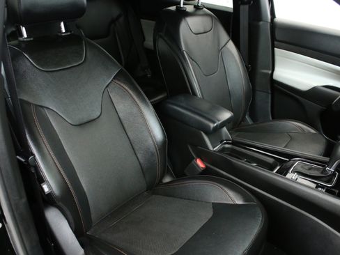 Used 2023 Jeep Compass Limited AWD/4WD image 25