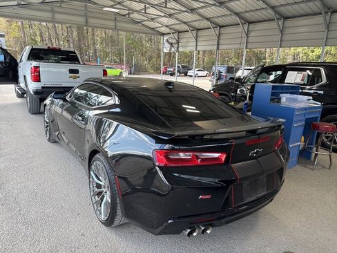 Used 2016 Chevrolet Camaro SS image 4