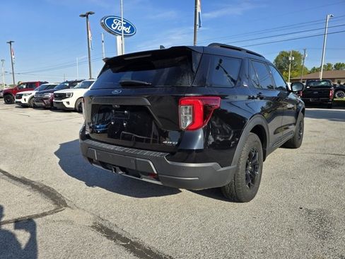 Used 2023 Ford Explorer Timberline image 3