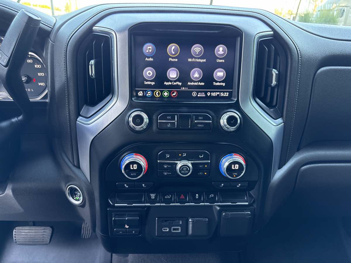 Used 2020 GMC Sierra 3500 SLT w/ Gooseneck/5TH Wheel Package AWD/4WD image 25