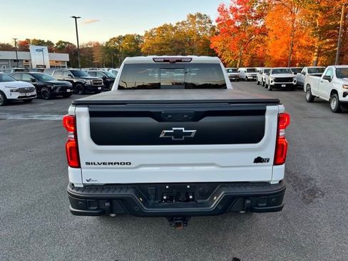 Used 2024 Chevrolet Silverado 1500 ZR2 w/ ZR2 Bison Edition AWD/4WD image 7