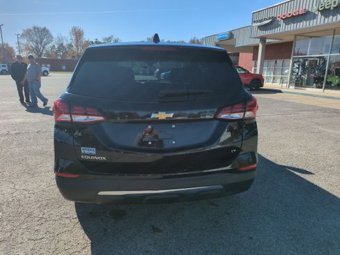 Used 2022 Chevrolet Equinox LT image 3