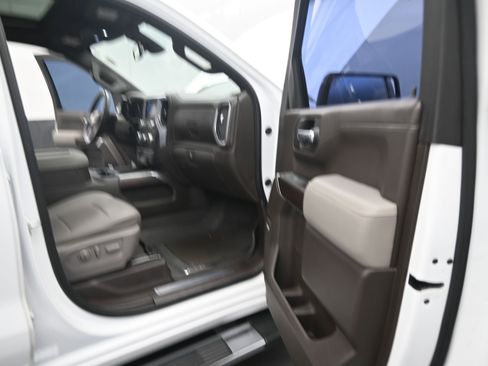 Used 2022 GMC Sierra 1500 SLT w/ SLT Premium Plus Package image 19