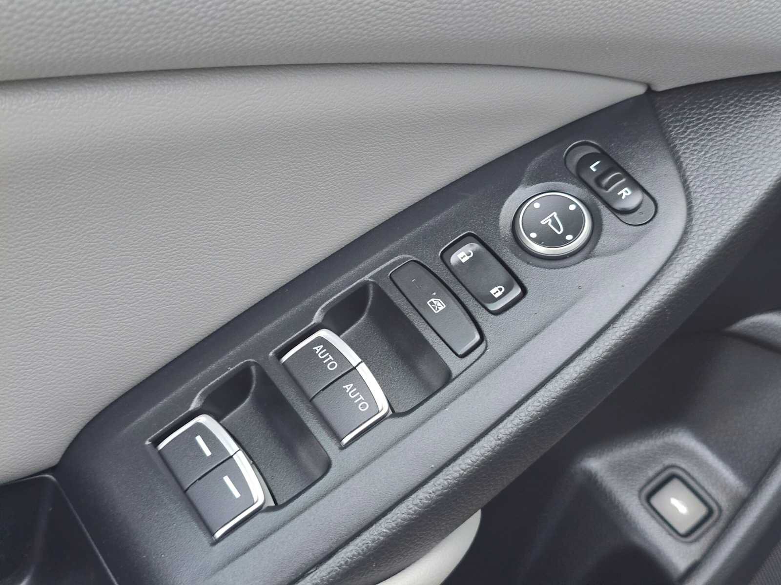 Used 2019 Honda Accord LX image 22