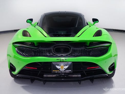 Used 2024 McLaren 750S RWD image 8