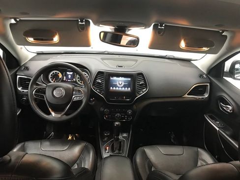 Used 2021 Jeep Cherokee Latitude Lux image 28