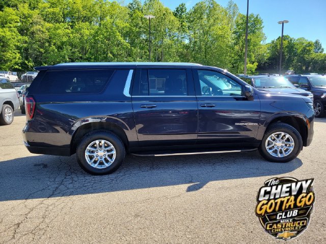 Used 2025 Chevrolet Suburban LT AWD/4WD image 6