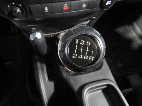 Used 2014 Jeep Wrangler Rubicon w/ Power Convenience Group image 23