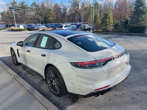 Used 2023 Porsche Panamera 4 Platinum Edition image 37