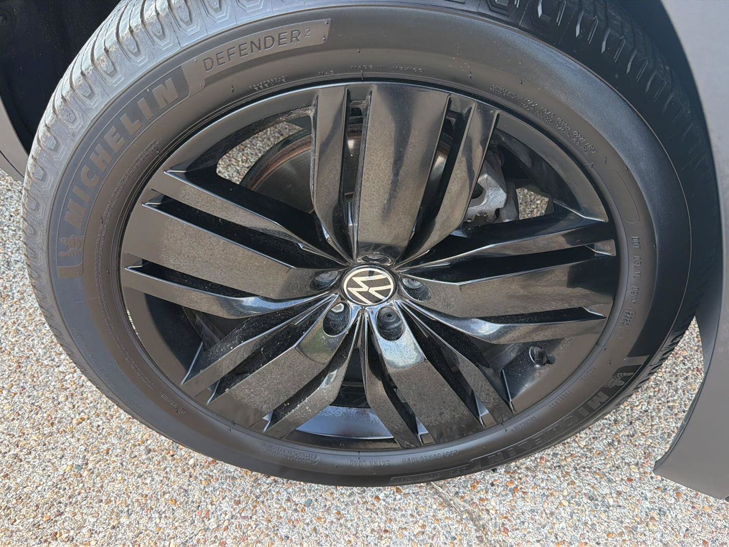 Used 2022 Volkswagen Atlas SE w/ Panoramic Sunroof Package FWD image 9