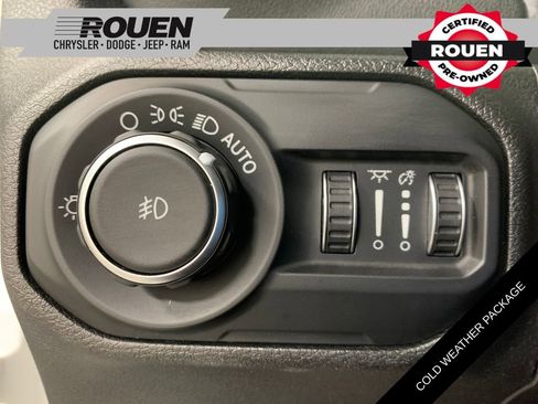 Used 2021 Jeep Wrangler Unlimited Sahara image 12