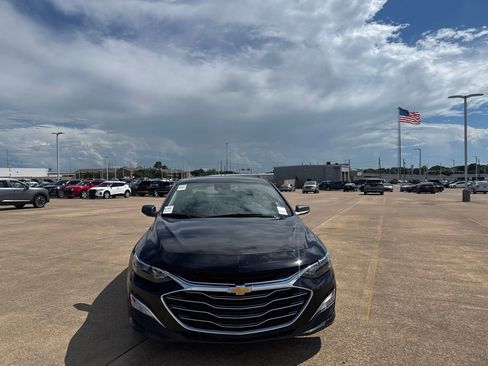 Used 2024 Chevrolet Malibu LS FWD image 4