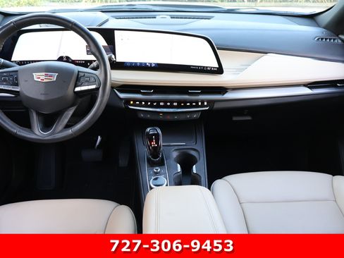 Used 2024 Cadillac XT4 Premium Luxury w/ Technology Package FWD image 16