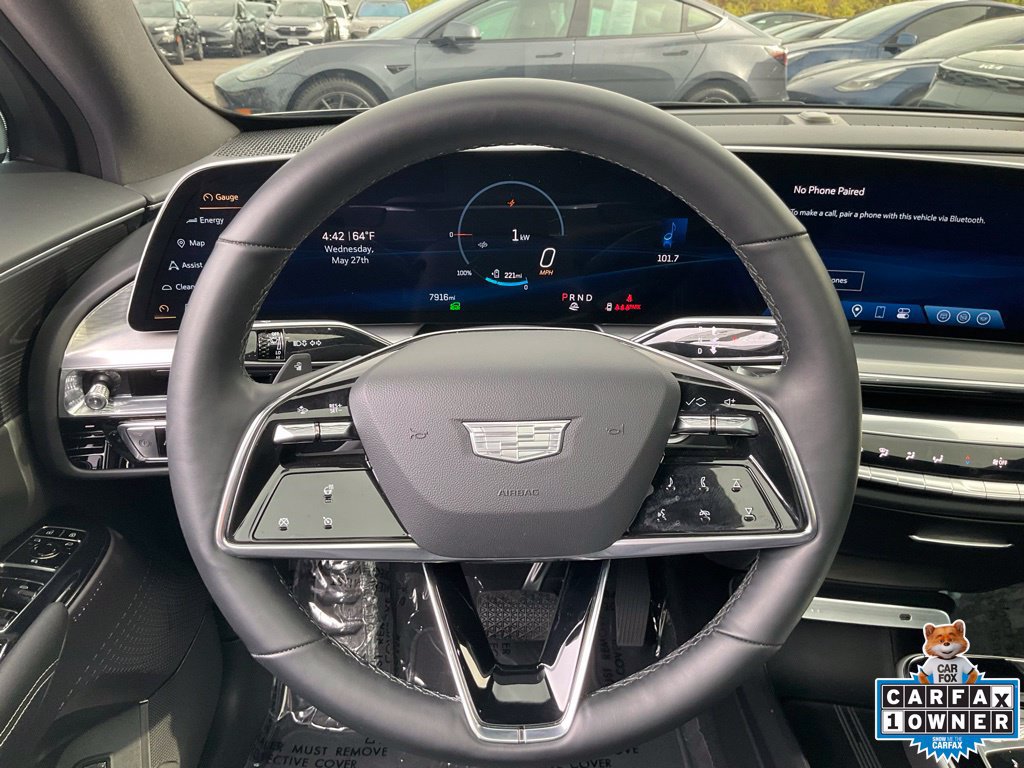 Used 2024 Cadillac Lyriq Sport RWD image 38